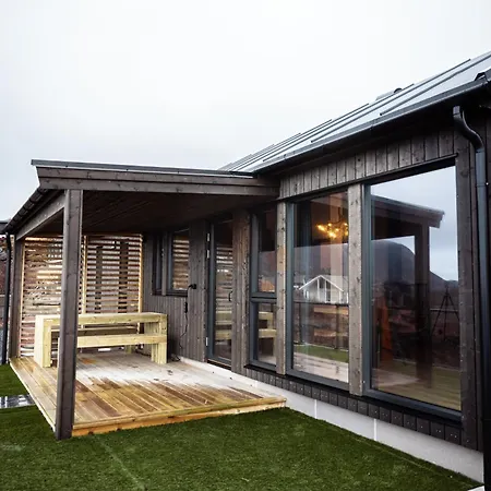 Sunset Island Retreat, Ocean With Hot Tub Feriehus *