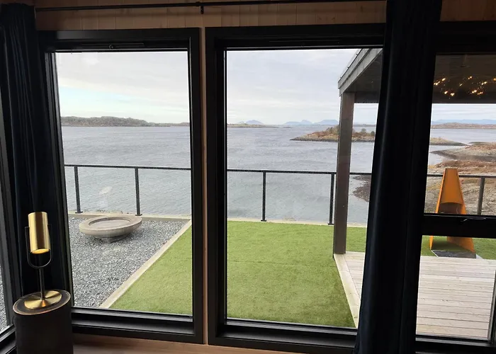 Vakantiehuis Sunset Island Retreat, Ocean With Hot Tub Herland